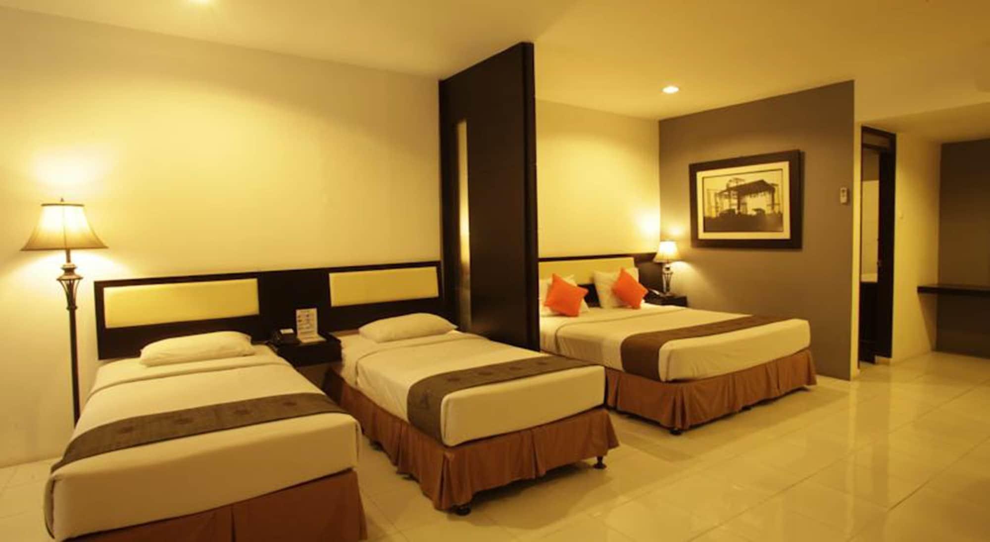 קוטה לומבוק The Harmony Legian Hotel מראה חיצוני תמונה