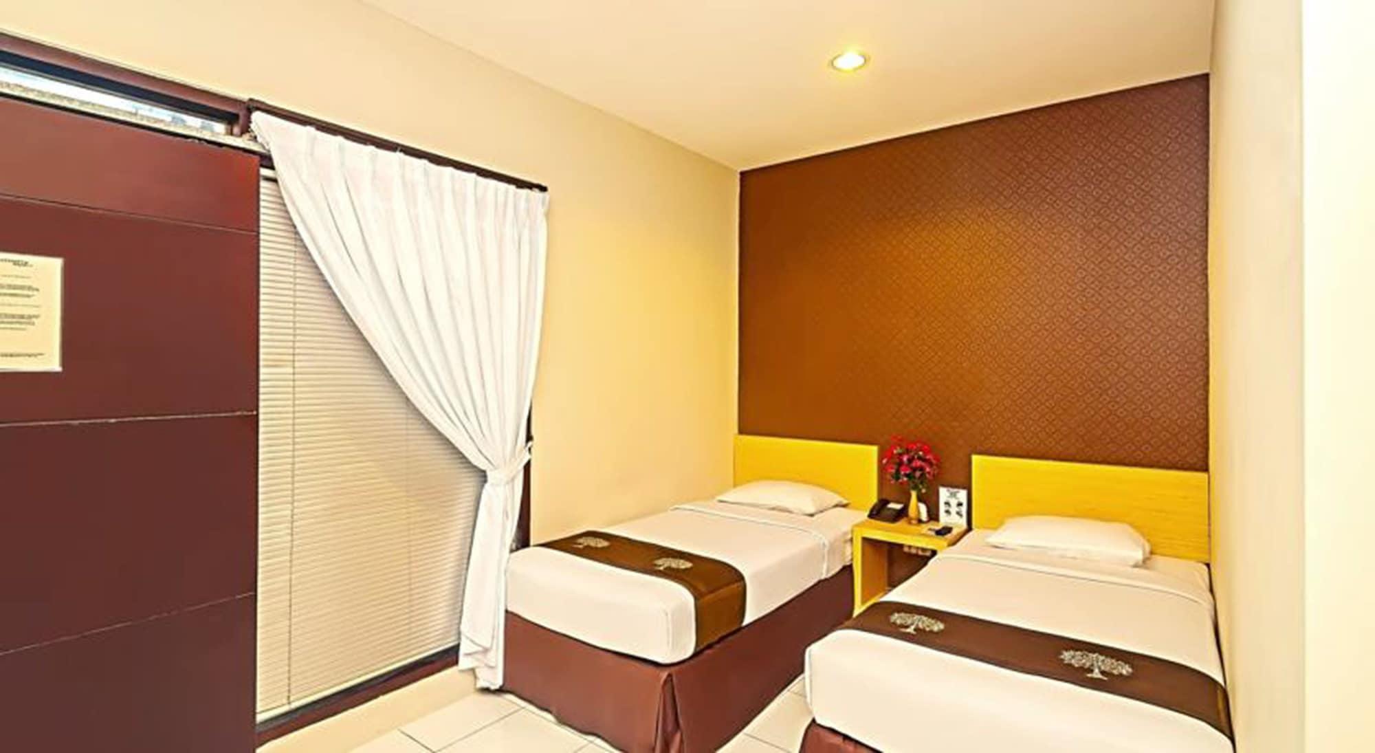 קוטה לומבוק The Harmony Legian Hotel מראה חיצוני תמונה