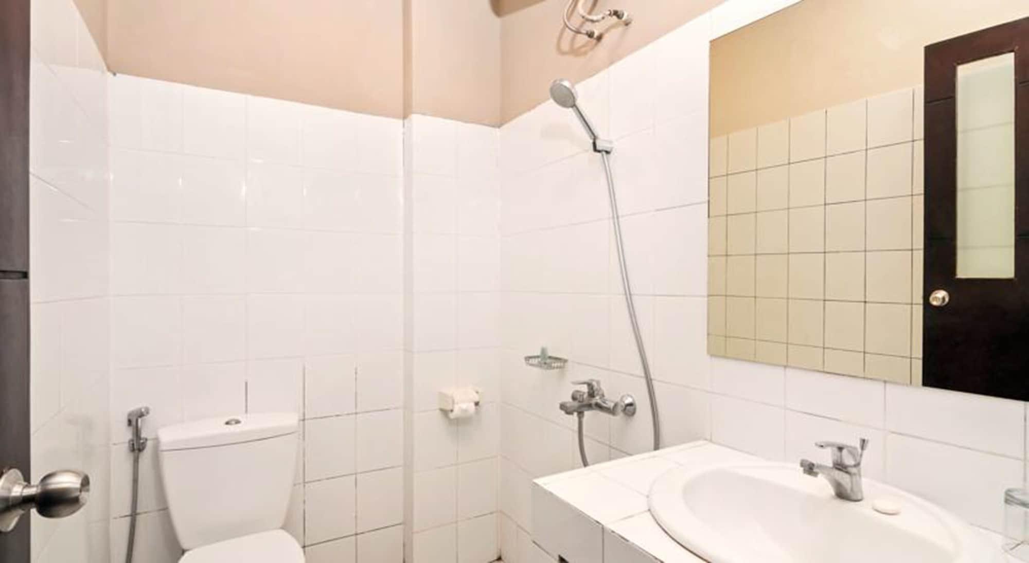 קוטה לומבוק The Harmony Legian Hotel מראה חיצוני תמונה