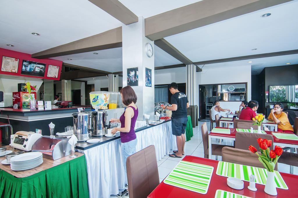 קוטה לומבוק The Harmony Legian Hotel מראה חיצוני תמונה