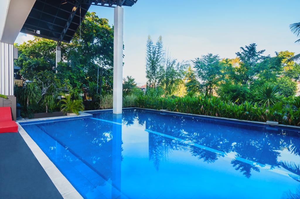 קוטה לומבוק The Harmony Legian Hotel מראה חיצוני תמונה