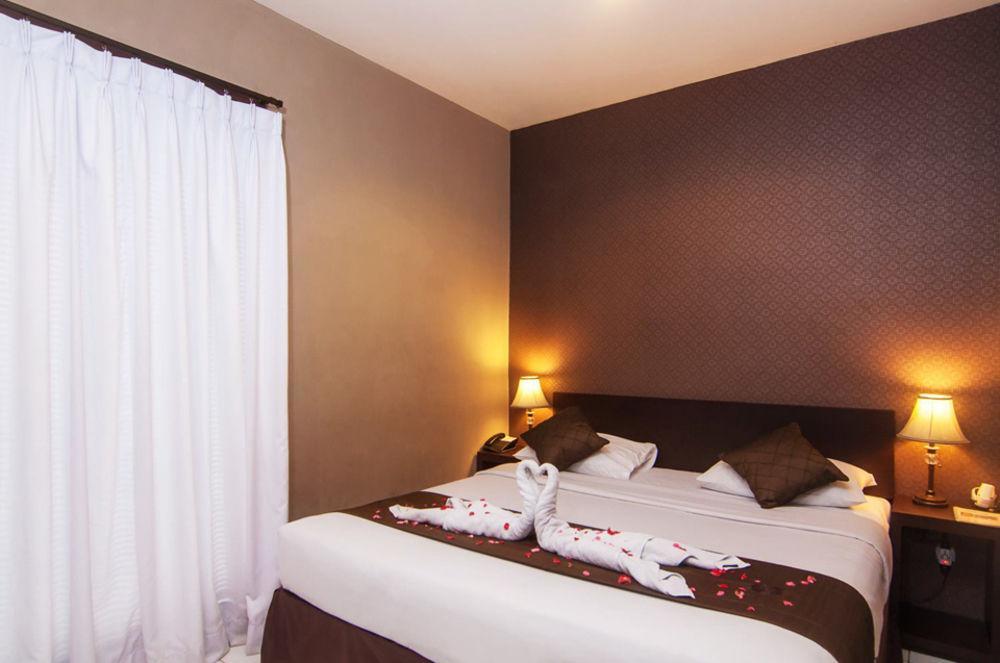 קוטה לומבוק The Harmony Legian Hotel מראה חיצוני תמונה