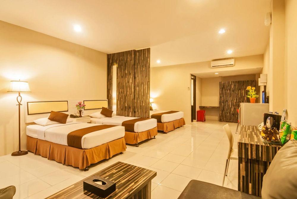 קוטה לומבוק The Harmony Legian Hotel מראה חיצוני תמונה