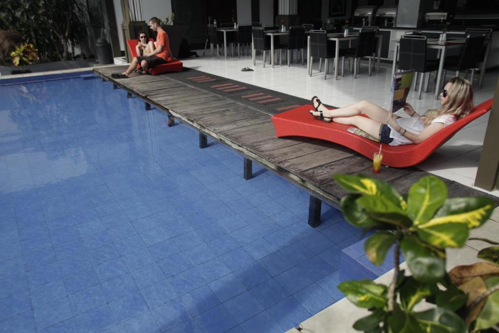 קוטה לומבוק The Harmony Legian Hotel מראה חיצוני תמונה