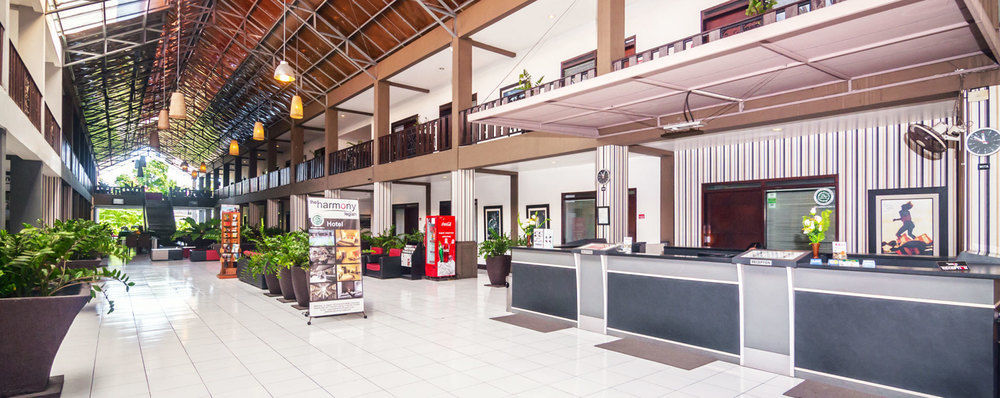 קוטה לומבוק The Harmony Legian Hotel מראה חיצוני תמונה